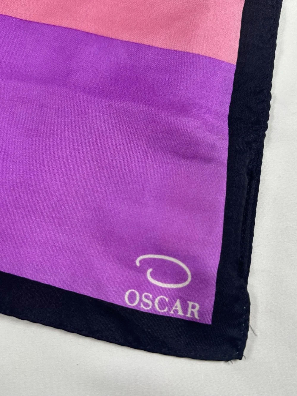 Beautiful Vintage Oscar de la Renta 100% Silk Square Scarf Colorblock 34.5x34.5